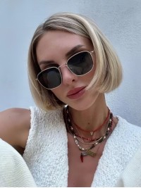 Kurze Glatte 8" Große Blonde Bob-Perücken Mit Spitzenfront