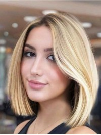 Blonde Synthetische 10" Perücken Mit Spitzenfront Und Geradem Bob