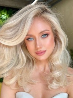 Lange Geschichtete Platinblonde Spitzenfrontperücken 16"